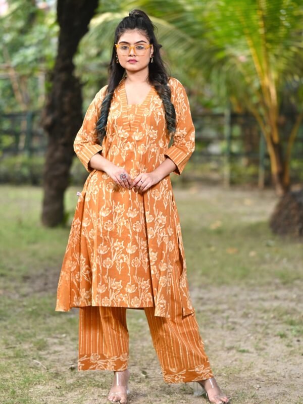 Adrika’s Dabu Cotton 2 Pc Kurti Set
