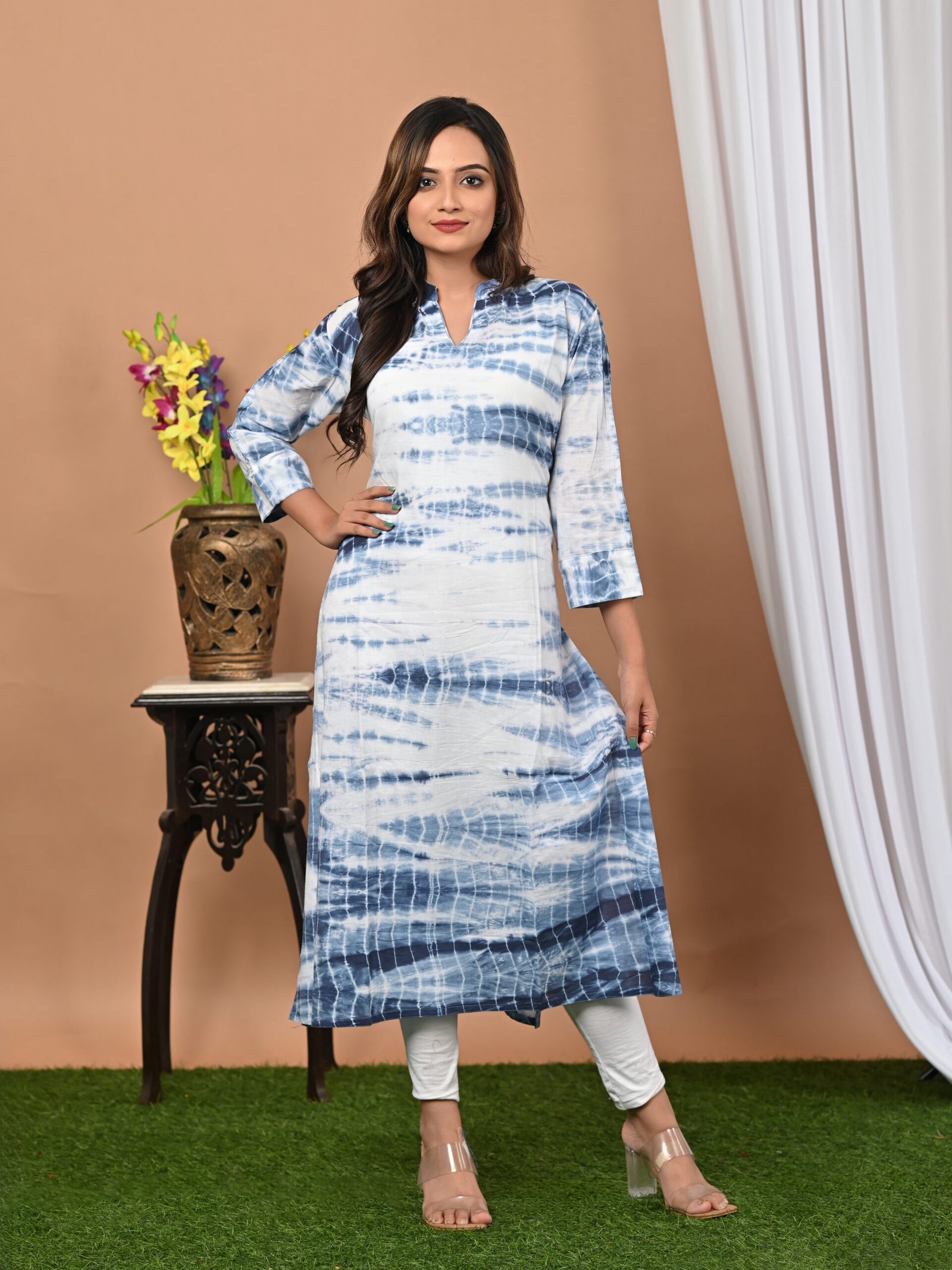 Adrika’s White & Blue Tie & Dye Kurti
