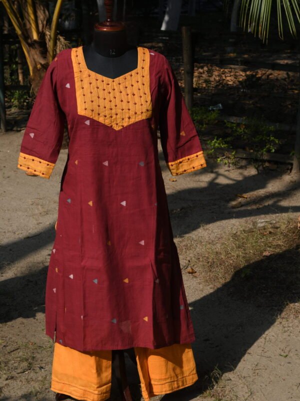 Adrika’s Maroon Handloom Cotton Jamdani Hand Embroidered Kurti Set